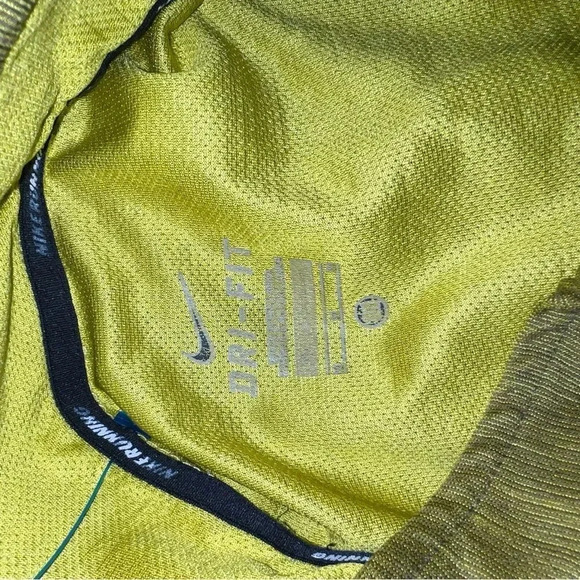 Nike Dri-FIT Element Running‎ Mid Layer pullover 3/4 zip - Picture 5 of 5